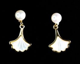 Flower Pearl Earring